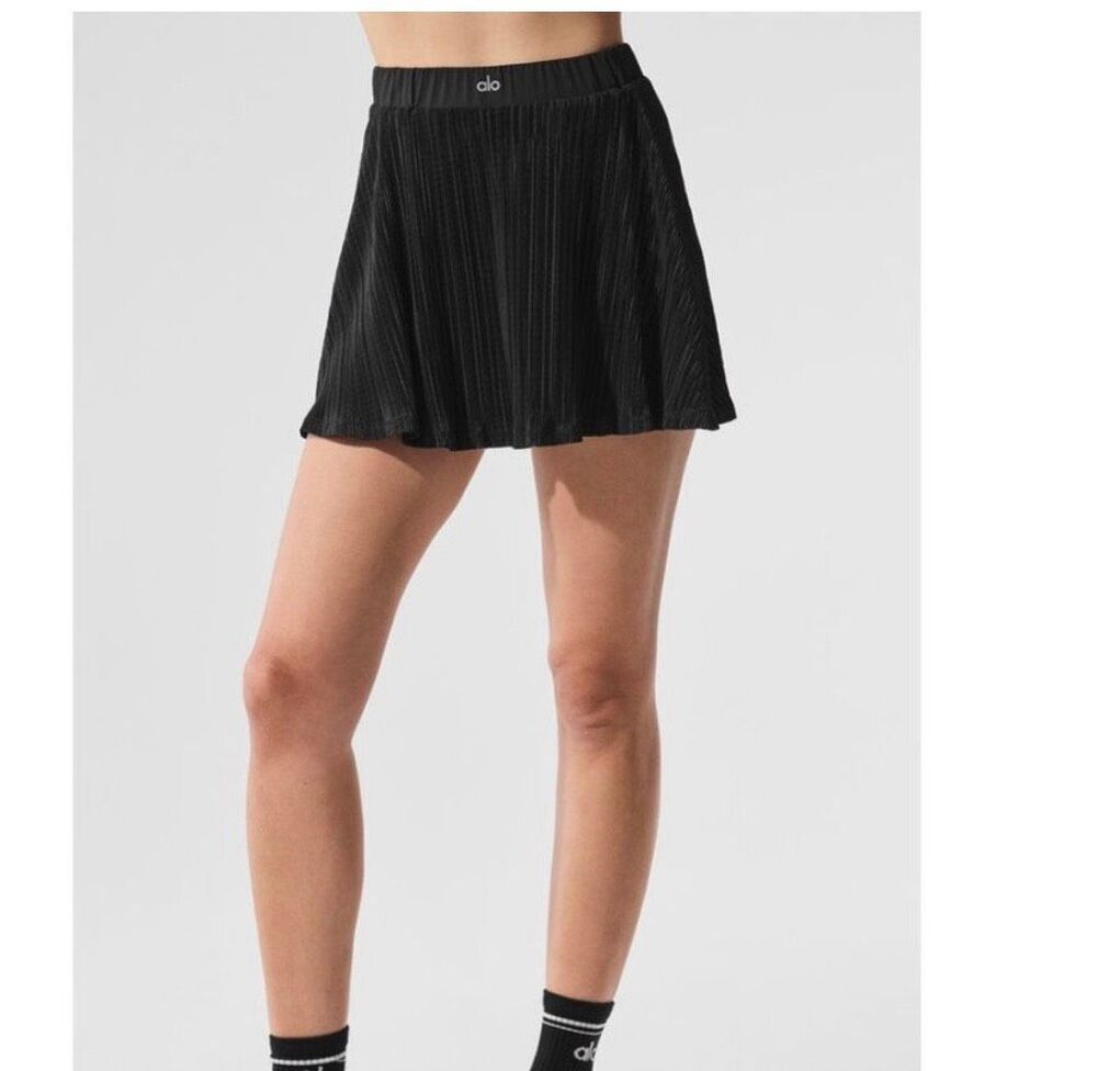 Alo Yoga Plisse Skirt | Black in XS